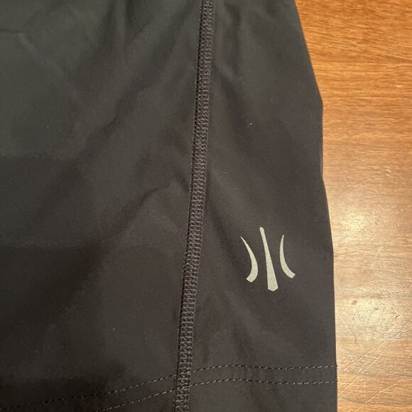 Rhone 9" Unlined Shorts Size XL Black Gym Athletic - Picture 2 of 7